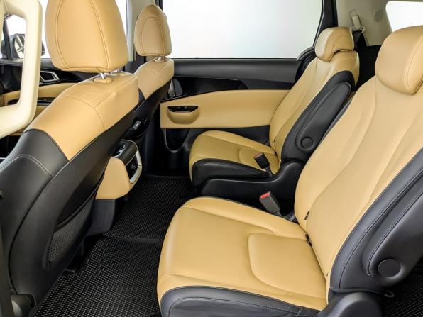 Kia Carnival IV с пробегом 2021 года, цена 3 630 000 рублей, 68035 км, минивэн, Автокод Объявления