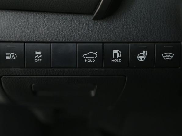 Toyota Camry VIII (XV70) с пробегом 2020 года, цена 2 680 000 рублей, 162800 км, седан, Автокод Объявления