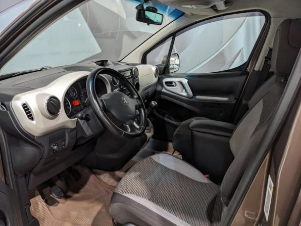 Peugeot Partner II Рестайлинг с пробегом 2013 года, цена 695 000 рублей, 128000 км, компактвэн, Автокод Объявления
