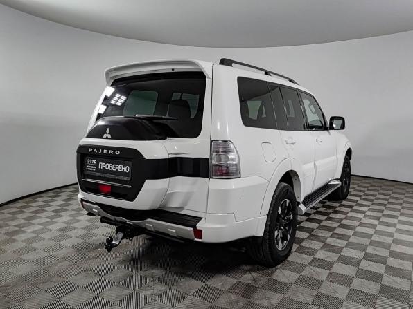 Mitsubishi Pajero IV Рестайлинг 2 с пробегом 2015 года, цена 2 570 000 рублей, 177500 км, внедорожник, Автокод Объявления