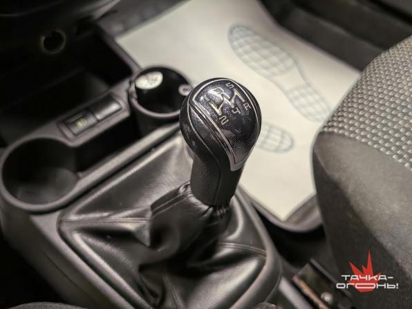Lada (ВАЗ) Granta I с пробегом 2013 года, цена 320 000 рублей, 213000 км, седан, Автокод Объявления
