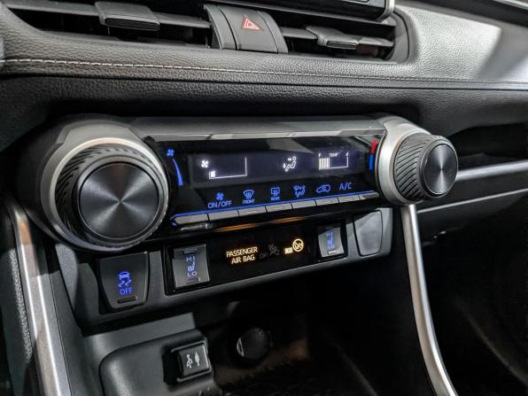 Toyota RAV4 V (XA50) с пробегом 2020 года, цена 2 795 000 рублей, 56473 км, внедорожник, Автокод Объявления