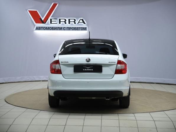 Skoda Rapid I с пробегом 2016 года, цена 950 000 рублей, 147582 км, лифтбек, Автокод Объявления