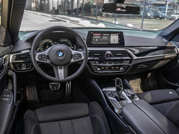 BMW 5 серии VII (G30/G31/G38) с пробегом 2017 года, цена 3 115 000 рублей, 178788 км, седан, Автокод Объявления