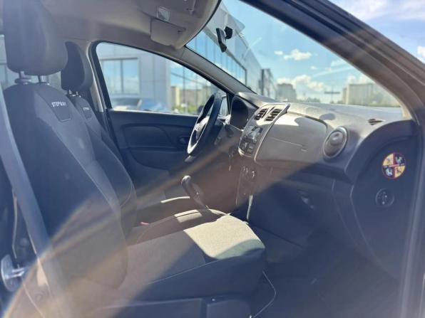 Renault Sandero II Рестайлинг с пробегом 2019 года, цена 1 050 000 рублей, 126040 км, хэтчбек, Автокод Объявления
