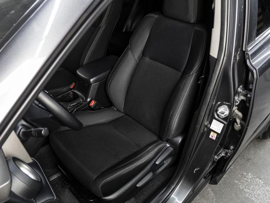 Toyota RAV4 IV (XA40) Тюмень  - изображение 13