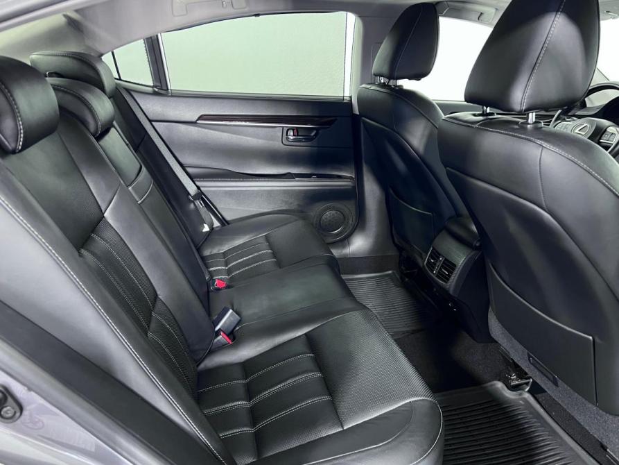 Lexus ES VI Рестайлинг Ростов-на-Дону  - изображение 18