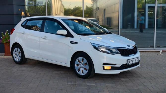 Kia Rio III Рестайлинг с пробегом 2016 года, цена 1 129 900 рублей, 102653 км, хэтчбек, Автокод Объявления