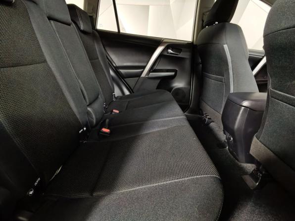 Toyota RAV4 IV (XA40) Рестайлинг с пробегом 2017 года, цена 2 353 000 рублей, 188361 км, внедорожник, Автокод Объявления
