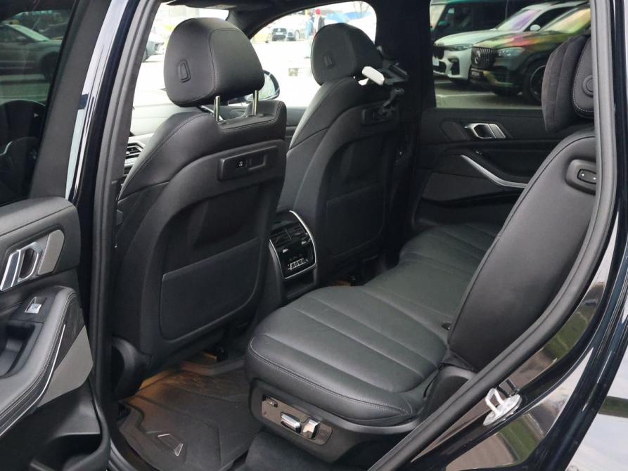 BMW X7 I (G07) Москва  - изображение 32