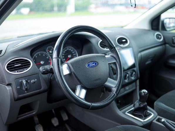 Ford Focus II с пробегом 2006 года, цена 629 000 рублей, 107840 км, седан, Автокод Объявления