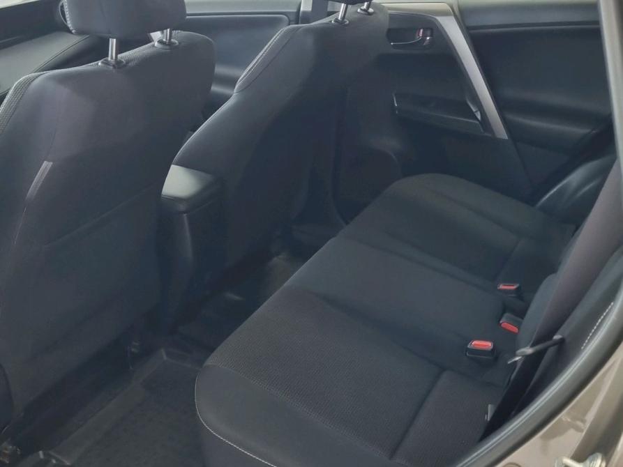 Toyota RAV4 IV (XA40) Рестайлинг Омск  - изображение 8