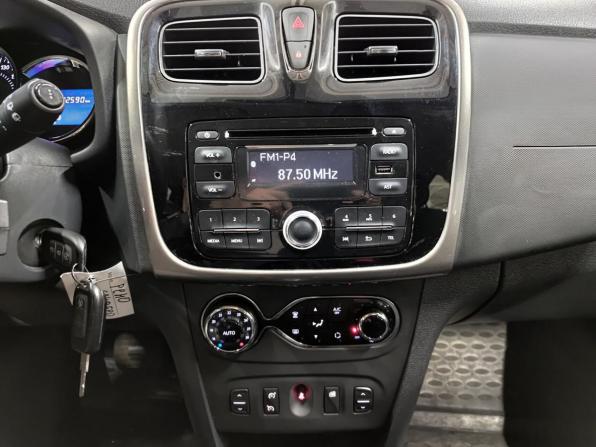 Renault Sandero II с пробегом 2017 года, цена 1 345 000 рублей, 82588 км, хэтчбек, Автокод Объявления