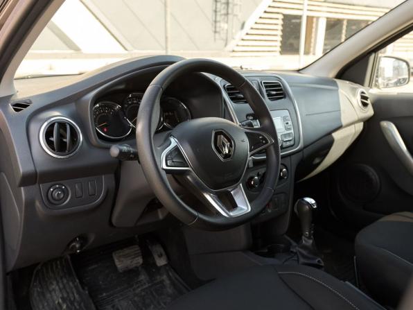 Renault Sandero II Рестайлинг с пробегом 2019 года, цена 1 137 000 рублей, 75746 км, хэтчбек, Автокод Объявления