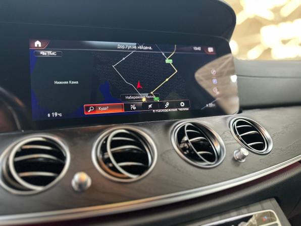 Mercedes-Benz E-Класс V (W213 S213 C238) Рестайлинг с пробегом 2022 года, цена 5 230 000 рублей, 42660 км, седан, Автокод Объявления