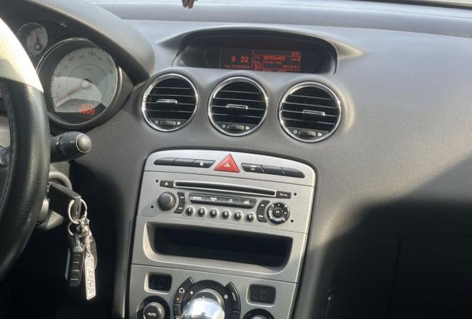 Peugeot 308 I с пробегом 2010 года, цена 530 000 рублей, 183520 км, хэтчбек, Автокод Объявления