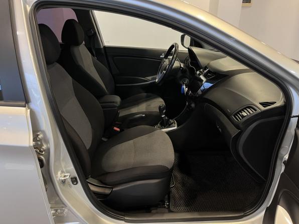 Hyundai Solaris I с пробегом 2011 года, цена 579 000 рублей, 158698 км, седан, Автокод Объявления