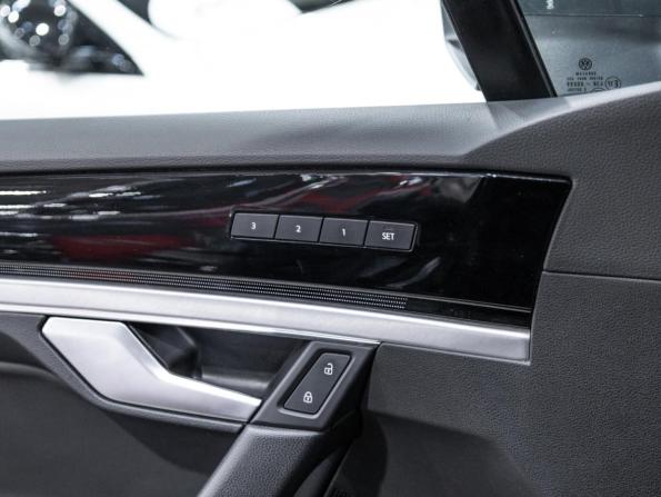 Volkswagen Touareg III с пробегом 2019 года, цена 4 599 777 рублей, 60670 км, внедорожник, Автокод Объявления