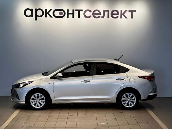 Hyundai Solaris II Рестайлинг с пробегом 2021 года, цена 1 550 000 рублей, 102752 км, седан, Автокод Объявления