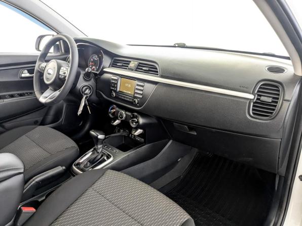 Kia Rio IV с пробегом 2019 года, цена 1 290 000 рублей, 139027 км, седан, Автокод Объявления
