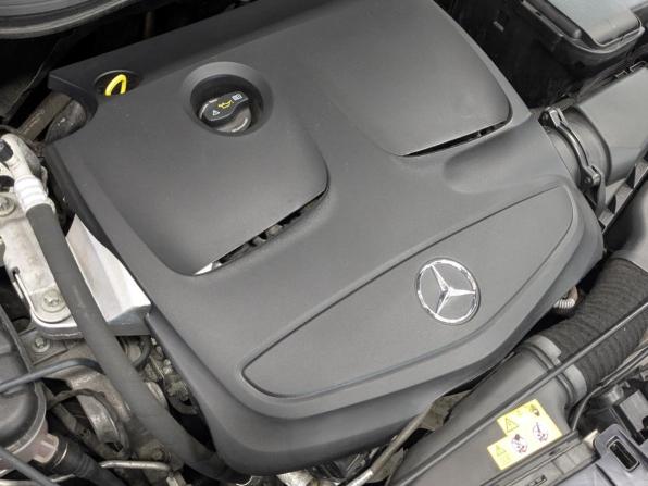 Mercedes-Benz GLA I (X156) Рестайлинг с пробегом 2018 года, цена 2 380 000 рублей, 114718 км, внедорожник, Автокод Объявления