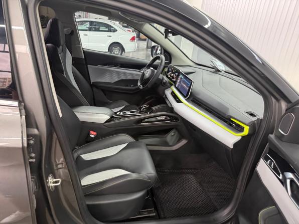 Geely Coolray I Рестайлинг с пробегом 2023 года, цена 2 077 000 рублей, 27700 км, внедорожник, Автокод Объявления