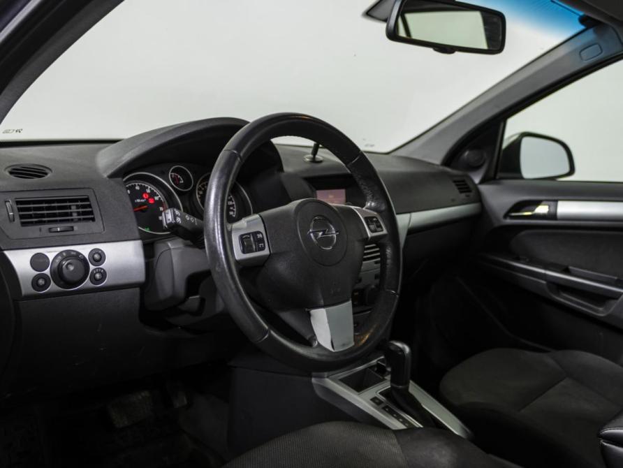 Opel Astra H Рестайлинг Москва  - изображение 9