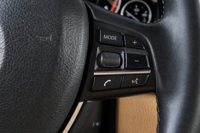 BMW 5 серии VI (F10/F11/F07) с пробегом 2013 года, цена 2 029 000 рублей, 250246 км, седан, Автокод Объявления