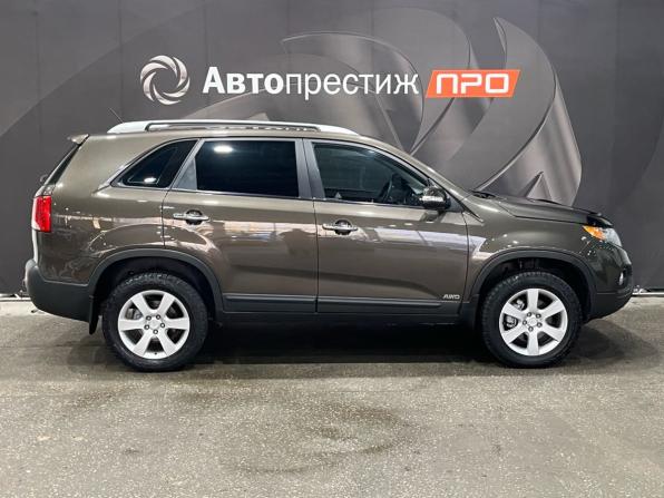 Kia Sorento II с пробегом 2011 года, цена 1 390 000 рублей, 219200 км, внедорожник, Автокод Объявления