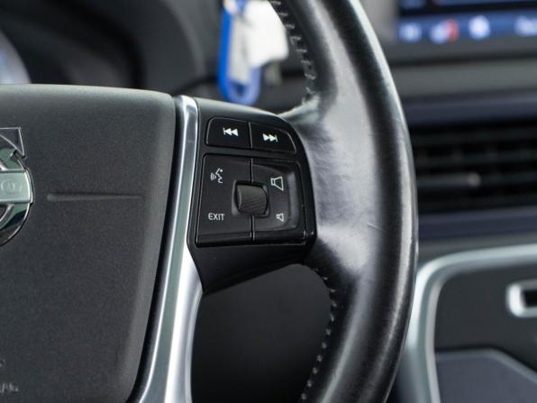 Volvo XC70 II с пробегом 2012 года, цена 1 450 050 рублей, 414074 км, универсал, Автокод Объявления