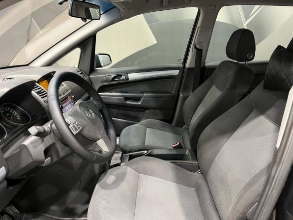 Opel Zafira B с пробегом 2006 года, цена 480 000 рублей, 227307 км, компактвэн, Автокод Объявления