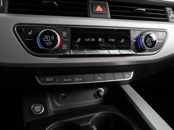 Audi A4 V (B9) Рестайлинг с пробегом 2020 года, цена 3 099 000 рублей, 104401 км, седан, Автокод Объявления