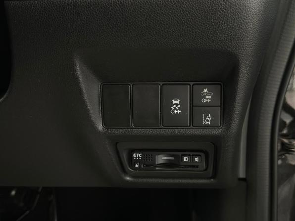 Honda Stepwgn V Рестайлинг с пробегом 2019 года, цена 2 540 000 рублей, 88965 км, минивэн, Автокод Объявления