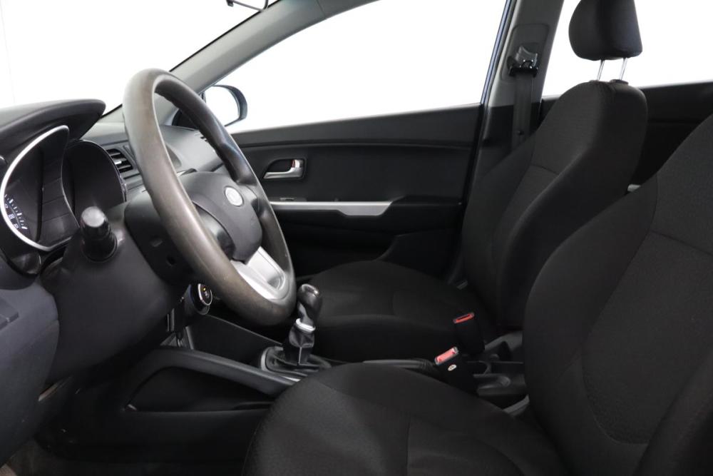 Kia Rio III Санкт-Петербург  - изображение 8