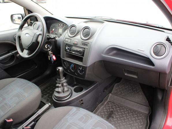 Ford Fiesta Mk5 с пробегом 2007 года, цена 269 000 рублей, 157568 км, хэтчбек, Автокод Объявления