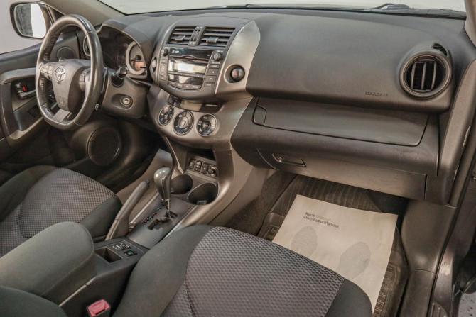 Toyota RAV4 III (XA30) Рестайлинг с пробегом 2012 года, цена 1 379 000 рублей, 202000 км, внедорожник, Автокод Объявления