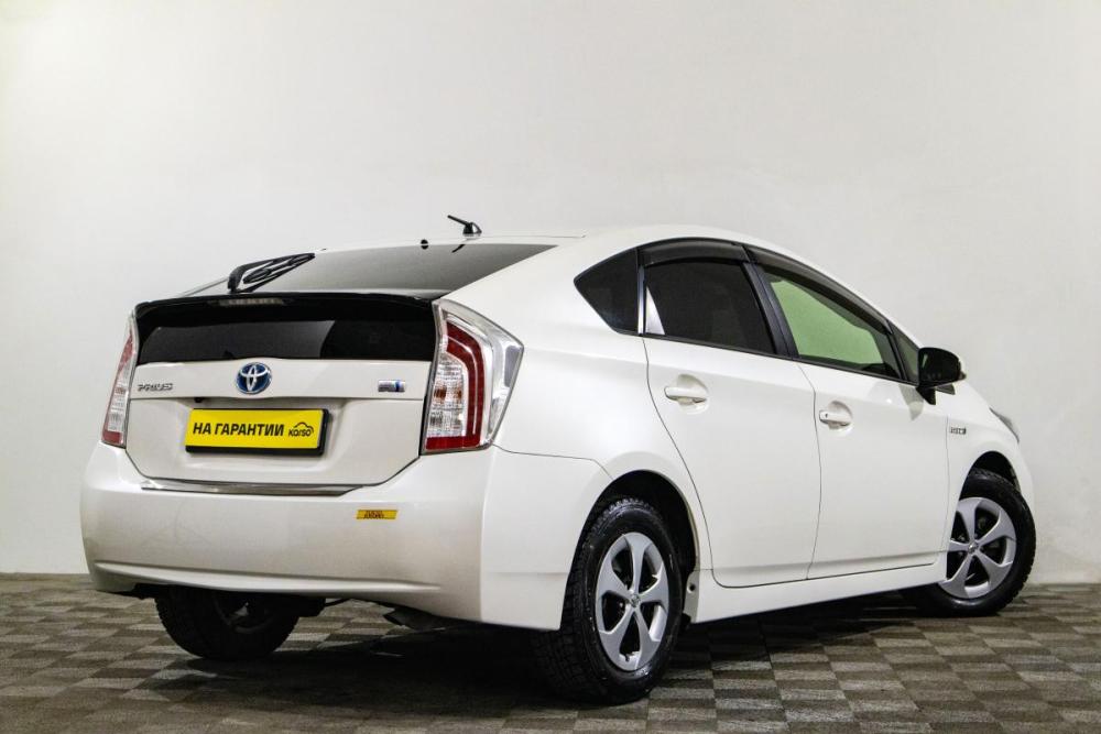 Toyota Prius III Рестайлинг (XW30) Сургут  - изображение 5