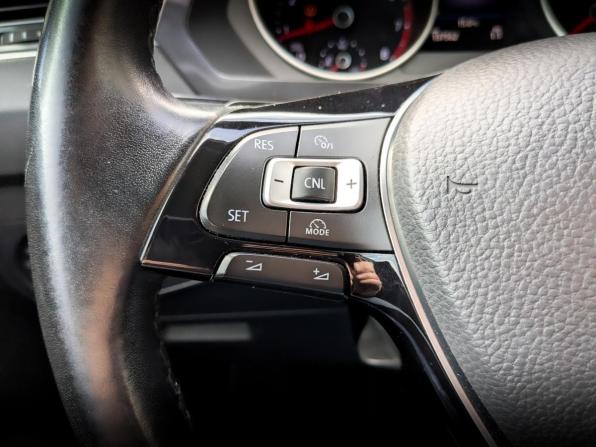 Volkswagen Tiguan II с пробегом 2017 года, цена 2 150 000 рублей, 137561 км, внедорожник, Автокод Объявления