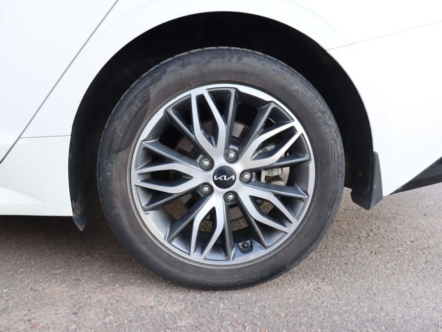 Kia K5 III Москва  - изображение 9