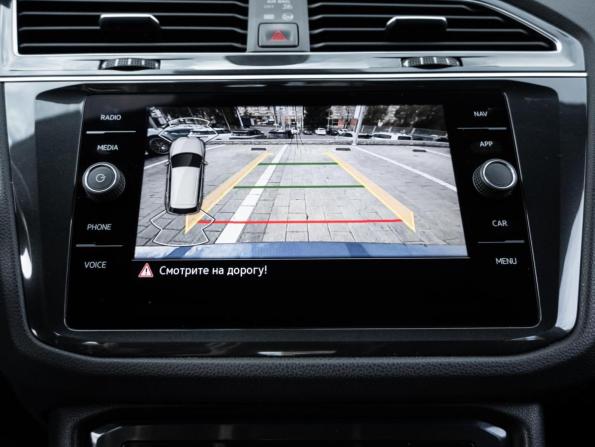 Volkswagen Tiguan II Рестайлинг с пробегом 2021 года, цена 2 730 000 рублей, 85752 км, внедорожник, Автокод Объявления