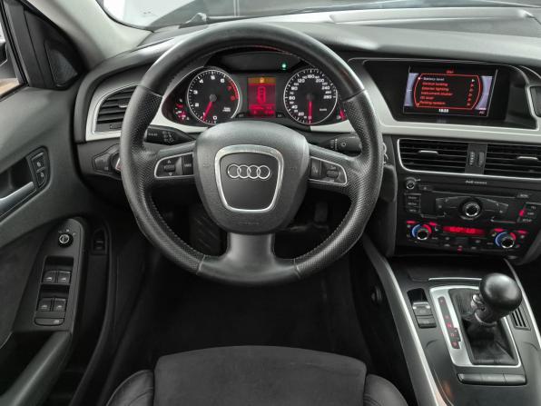Audi A4 IV (B8) с пробегом 2011 года, цена 899 000 рублей, 317900 км, седан, Автокод Объявления