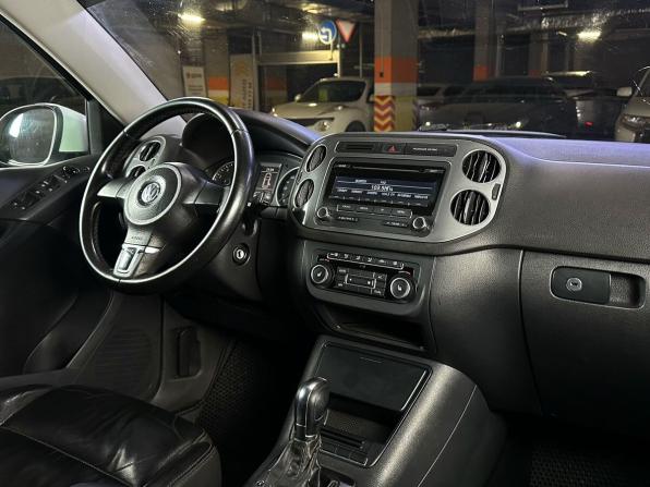Volkswagen Tiguan I Рестайлинг с пробегом 2012 года, цена 1 160 000 рублей, 286118 км, внедорожник, Автокод Объявления