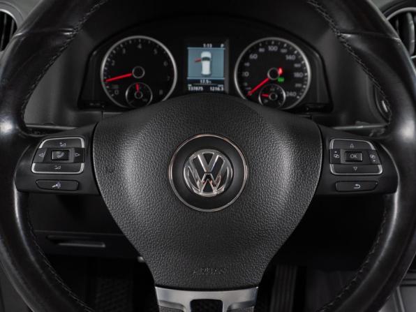 Volkswagen Tiguan I Рестайлинг с пробегом 2012 года, цена 1 679 000 рублей, 137875 км, внедорожник, Автокод Объявления