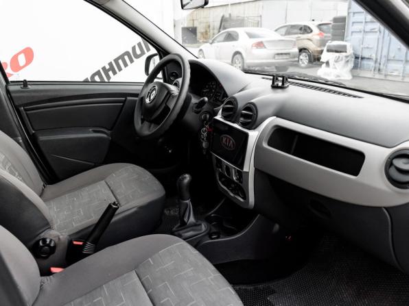 Renault Logan I Рестайлинг с пробегом 2015 года, цена 650 000 рублей, 82437 км, седан, Автокод Объявления