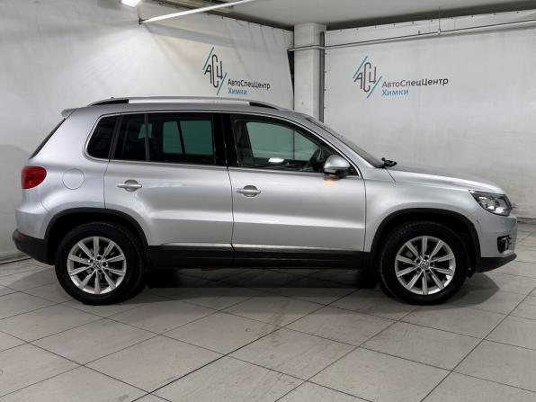 Volkswagen Tiguan I Рестайлинг с пробегом 2011 года, цена 1 649 800 рублей, 110000 км, внедорожник, Автокод Объявления