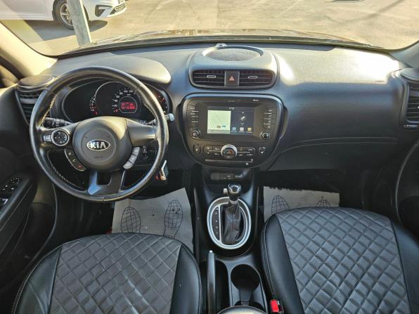Kia Soul II Рестайлинг с пробегом 2018 года, цена 1 449 995 рублей, 150000 км, хэтчбек, Автокод Объявления