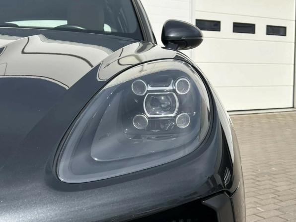 Porsche Macan I Рестайлинг с пробегом 2019 года, цена 5 099 000 рублей, 64050 км, внедорожник, Автокод Объявления