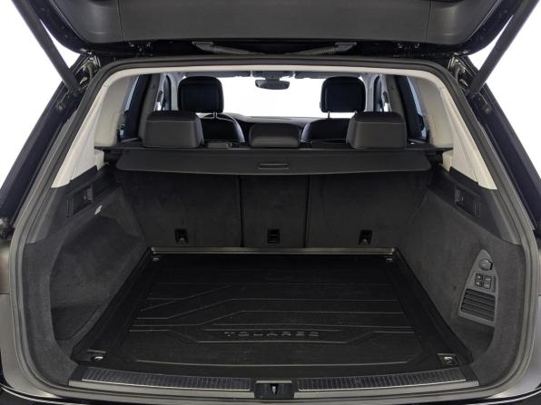 Volkswagen Touareg III с пробегом 2018 года, цена 4 445 000 рублей, 136228 км, внедорожник, Автокод Объявления