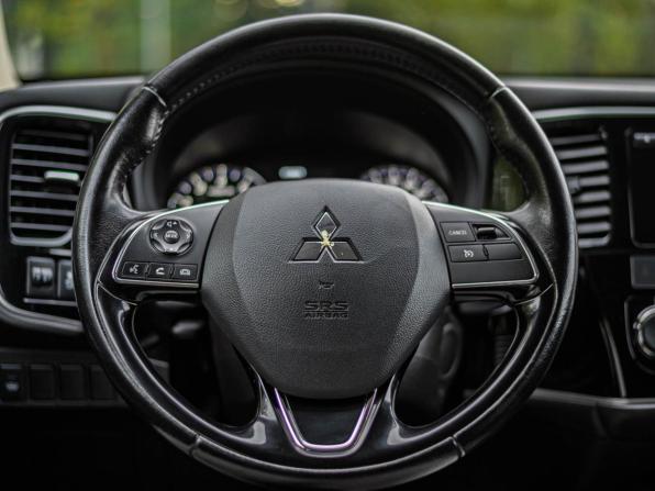 Mitsubishi Outlander III Рестайлинг 2 с пробегом 2016 года, цена 1 660 000 рублей, 140039 км, внедорожник, Автокод Объявления