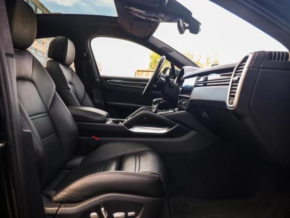 Porsche Cayenne III с пробегом 2019 года, цена 8 499 000 рублей, 109930 км, внедорожник, Автокод Объявления
